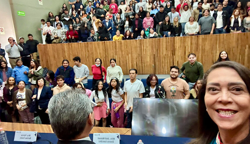 Adriana Favela 03 Acatlan